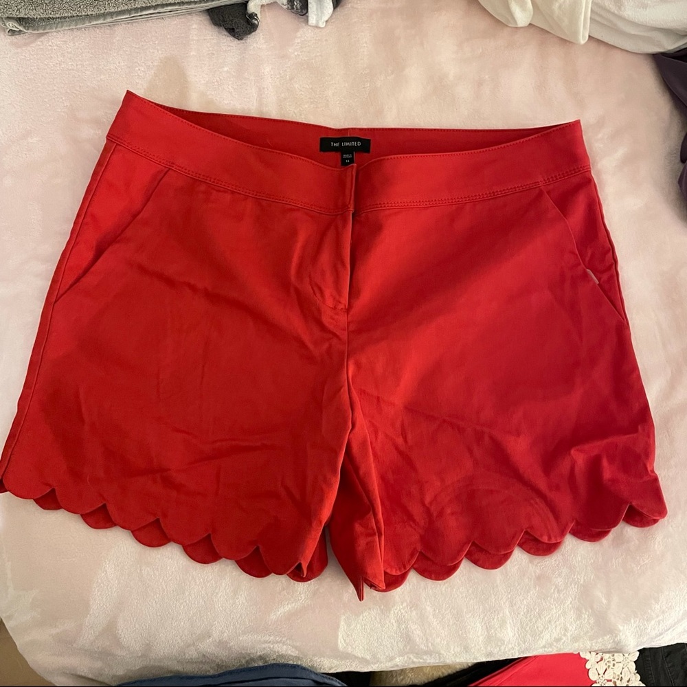 Limited scalloped edge shorts